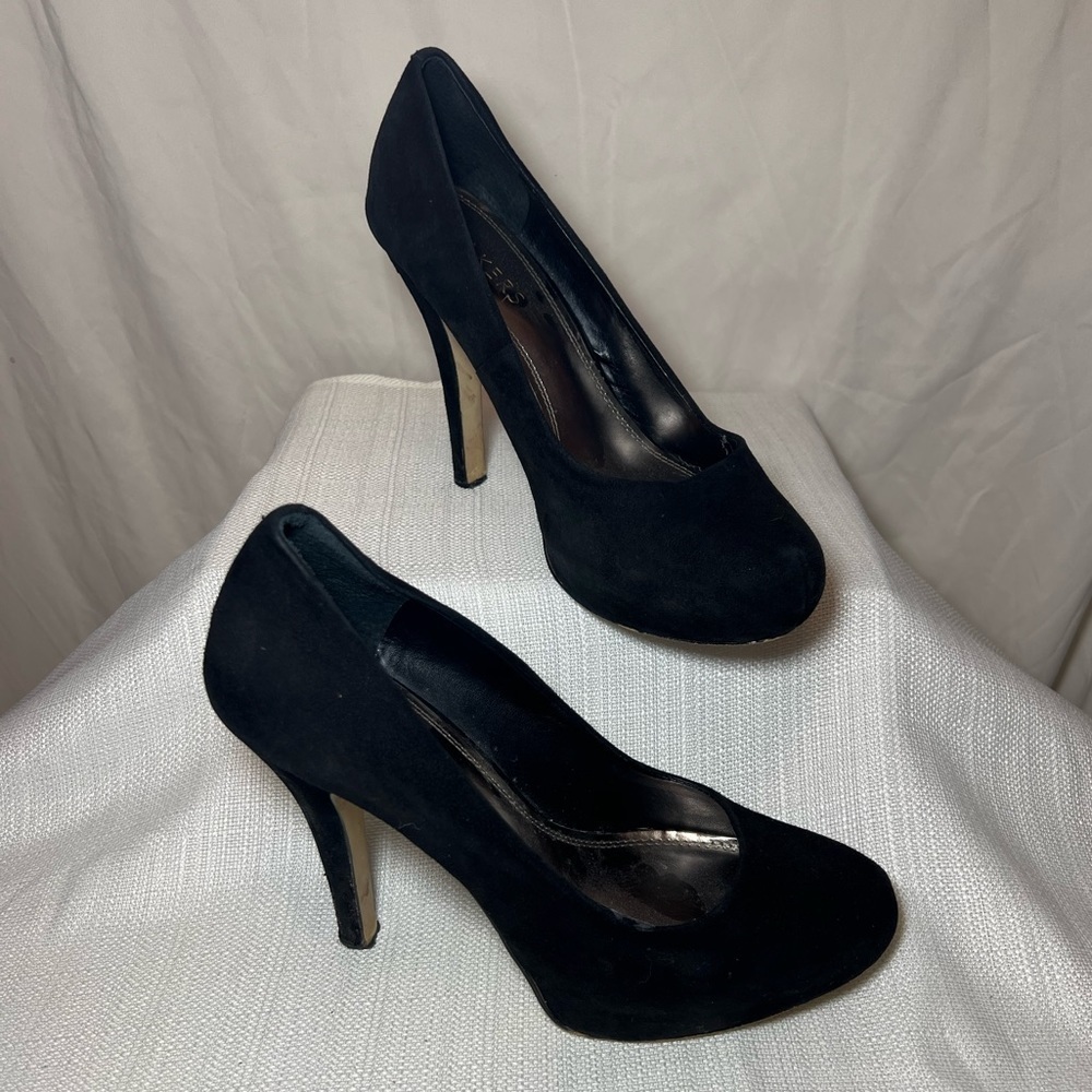 Bakers Avery Black Suede Pumps - Size 8.5 - Picture 3 of 7